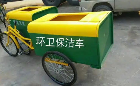 市政環(huán)衛(wèi)保潔為什么要建議使用電動清掃車 市政環(huán)衛(wèi)保潔為什么要建議使用電動清掃車