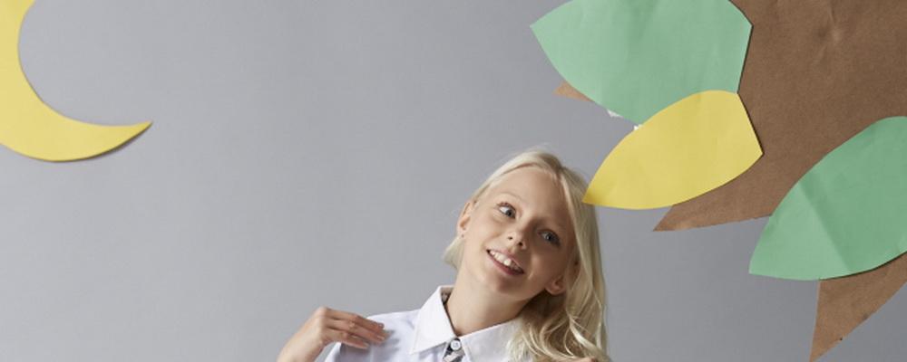 英倫款式的小學生校服