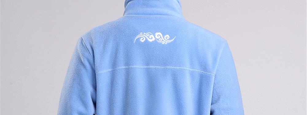 男色的衛衣外套好看嗎